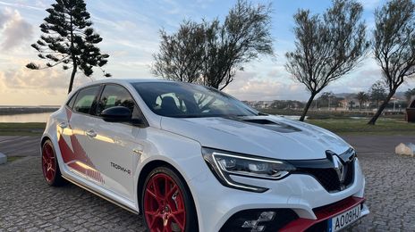 Renault Mégane • 2022 • 5,000 km