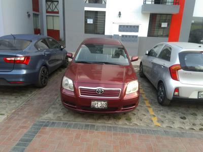 Toyota Avensis • 2005 • 186 km