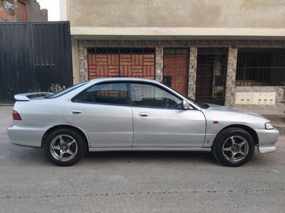Honda Integra • 1998 • 270,000 km