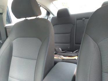 Hyundai Elantra • 2018 • 27,000 km
