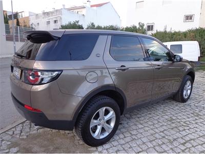 Land Rover Discovery • 2015 • 13,720 km