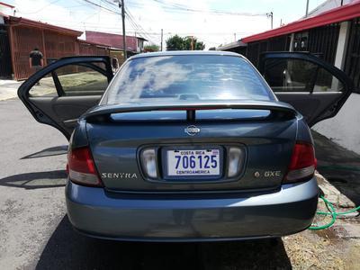 Nissan Sentra • 2002 • 201,700 km