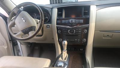 Infiniti QX • 2015 • 80,000 km