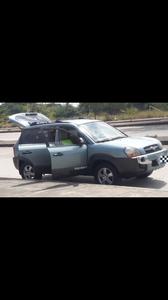 Hyundai Tucson • 2007 • 200,000 km