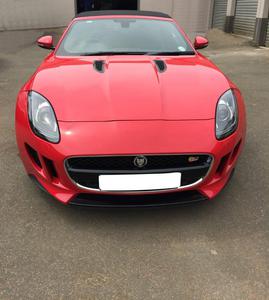 Jaguar F-Type • 2014 • 4,000 km
