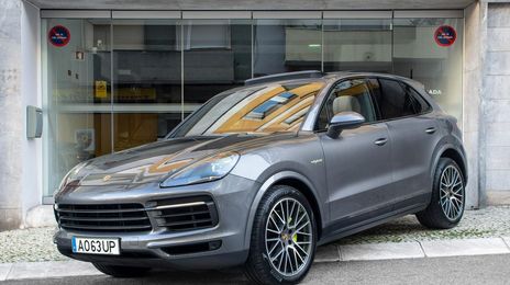 Porsche Cayenne • 2021 • 50,000 km