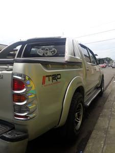 Toyota Hilux • 2008 • 0 km