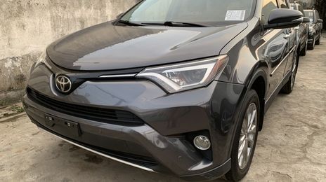 Toyota RAV4 • 2015 • 21 km