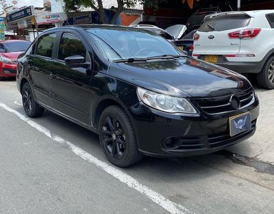 Volkswagen Gol • 2011 • 185,000 km
