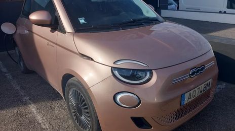 Fiat 500e • 2022 • 30,000 km