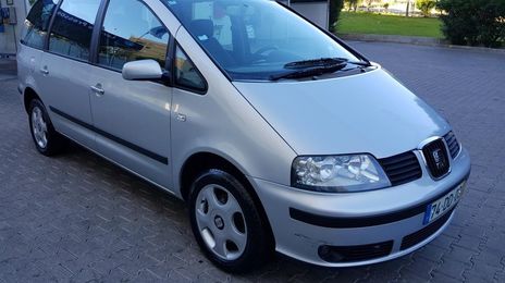 Seat Alhambra • 2001 • 240,000 km