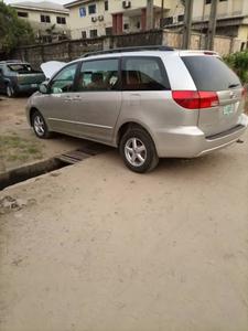 Toyota Sequoia • 2008 • 16,521 km