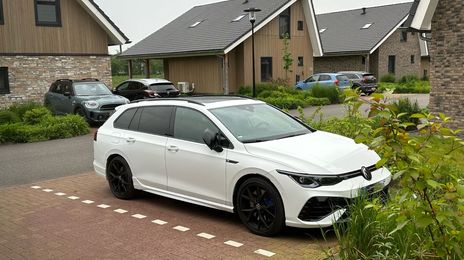 Volkswagen Golf Variant • 2022 • 41,500 km