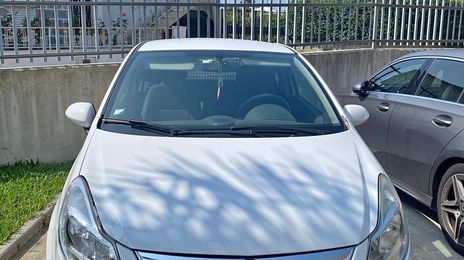Opel Corsa • 2011 • 228,000 km