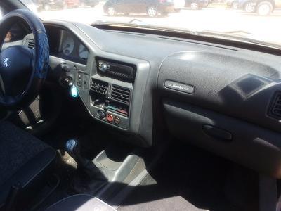 Peugeot 106 • 2000 • 221,195 km