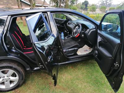 Nissan Qashqai +2 • 2014 • 122,000 km