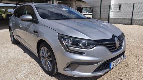 Renault Mégane • 2018 • 84,700 km