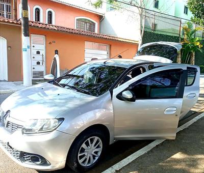 Renault Sandero • 2015 • 145 km