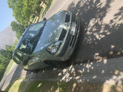 Renault Clio • 2006 • 222,222 km