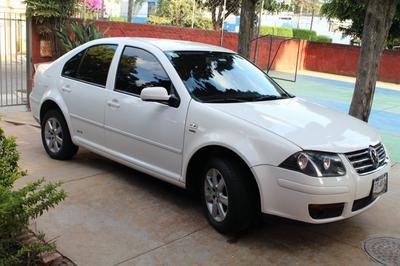 Volkswagen Jetta • 2011 • 112,000 km