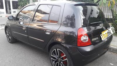 Renault Clio • 2007 • 81,300 km