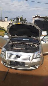 Toyota Avensis • 2004 • 157,000 km