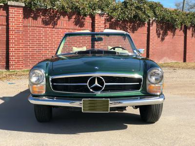 Mercedes-Benz SL • 1969 • 60,000 km
