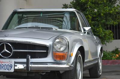 Mercedes-Benz SL • 1970 • 100,000 km