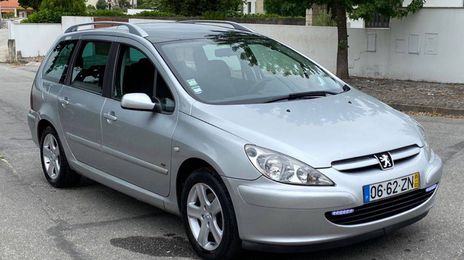 Peugeot 307 • 2005 • 255,000 km