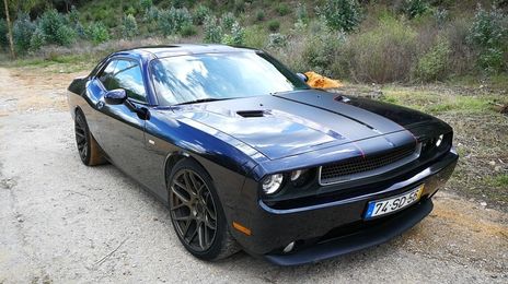 Dodge Challenger • 2012 • 140,000 km