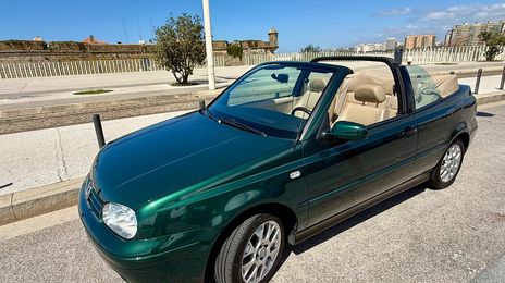 Volkswagen Golf Cabrio • 2002 • 35,000 km