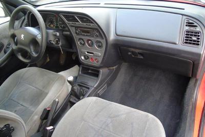 Peugeot 306 • 2000 • 335,152 km