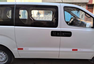 Hyundai H1 Bus • 2013 • 99,500 km