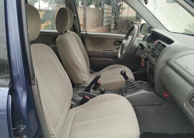 Suzuki Grand Vitara • 2000 • 200,000 km