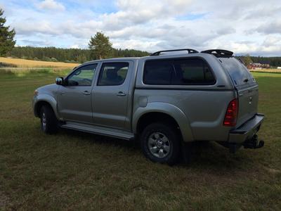 Toyota Hilux • 2005 • 115,300 km