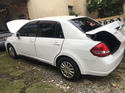 Nissan Tiida • 2006 • 180 km
