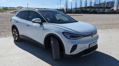 Volkswagen ID.4 • 2022 • 76,000 km