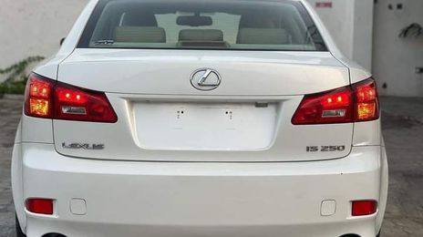 Lexus IS 250 C • 2008 • 145 km