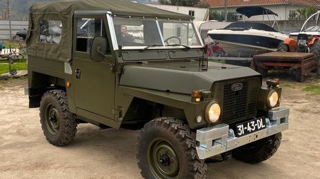 Land Rover LR2 • 1998 • 198,000 km