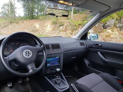Volkswagen Golf • 2002 • 106,000 km