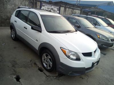 Pontiac Vibe • 2004 • 12,000 km