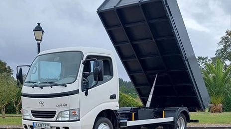 Toyota Dyna • 2006 • 163,000 km