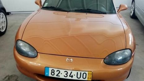 Mazda MX-5 • 2000 • 156,713 km