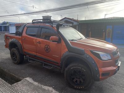 Chevrolet Colorado • 2014 • 142,000 km