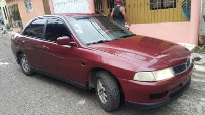 Mitsubishi Lancer • 2000 • 100 km