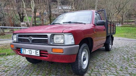 Toyota Hilux • 1997 • 185,000 km