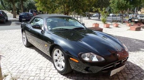 Jaguar XK8 Convertible • 2000 • 180,000 km