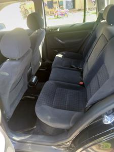 Volkswagen Golf • 2000 • 306,000 km