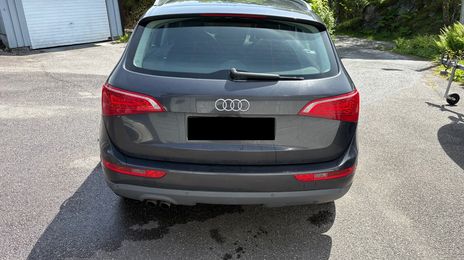 Audi Q5 • 2010 • 255,000 km