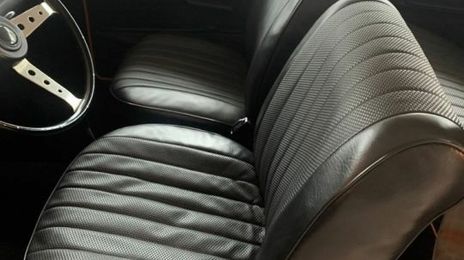 Oldsmobile Cutlass • 1969 • 60,000 km
